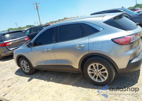 2022 Ford Escape Se z USA, uszkodzony, nr VIN 1FMCU0G60NUB96254